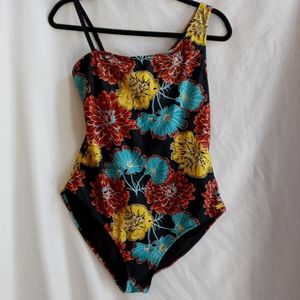Plus Size Floral One Piece Bathing Suit by Jones New York Swimsuit (L)